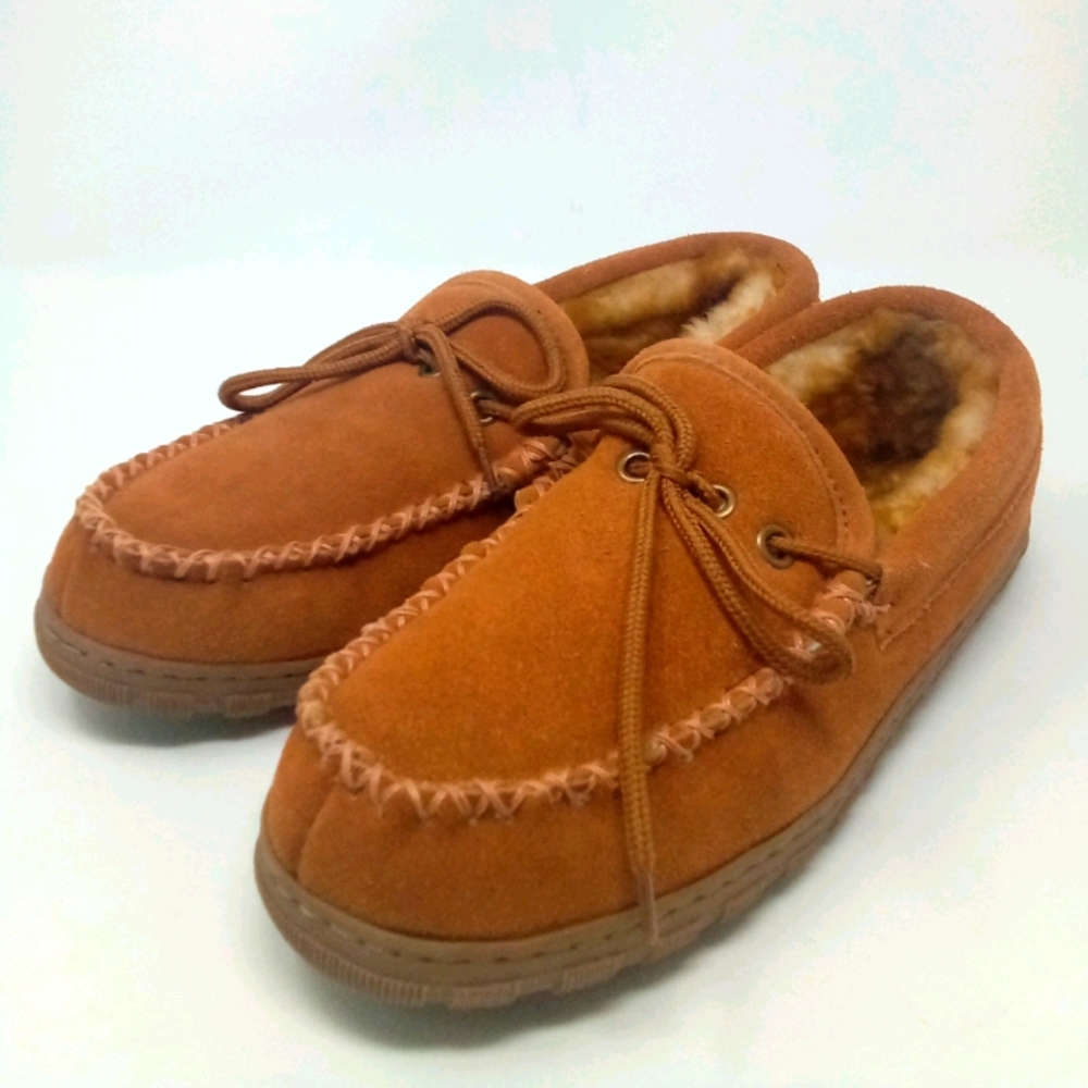 WoolWorks Australian Sheepskin moccasin size 10